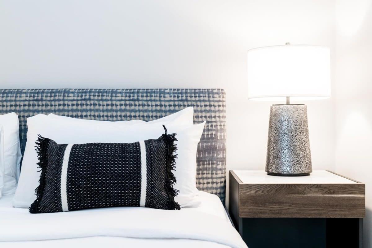 Cozysuites Music Row Stunning 2Br -Free Parking 05 Нэшвилл Экстерьер фото