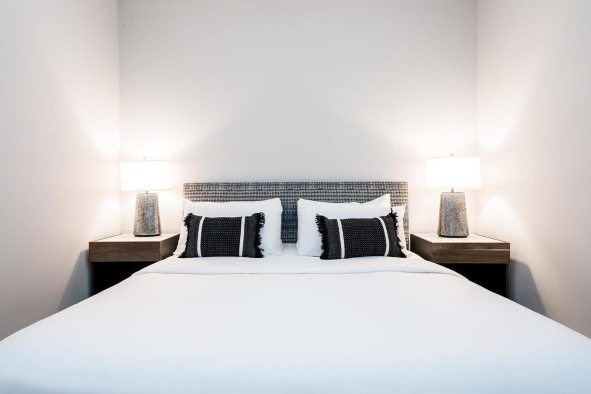 Cozysuites Music Row Stunning 2Br -Free Parking 05 Нэшвилл Экстерьер фото